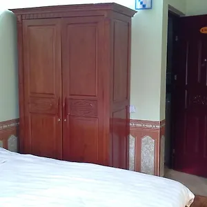 Avi Transit Hotel