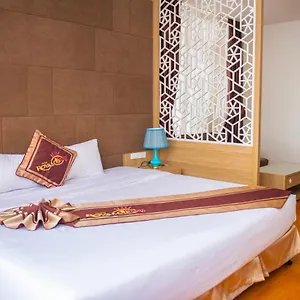 Royal Huy Hotel 4*