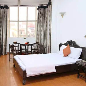 Hoang Cuong 15 Nguyen Thai Hoc Hotel