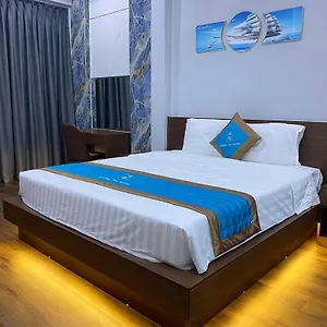 Bed & Breakfast Hoang Gia