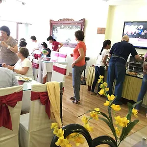Hotel Viet Village