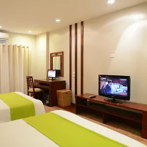 Hotel Golden Land