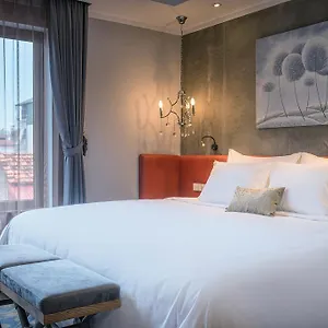 Bespoke Trendy Hotel 4*