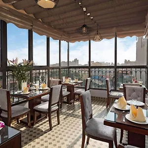 Golden Moon & Travel Hotel 3*