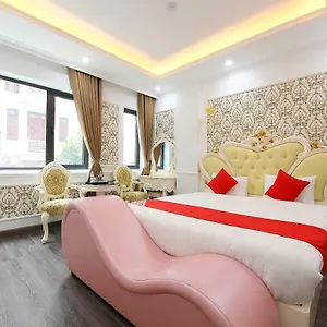 Diamond Ha Noi Hotel 2*