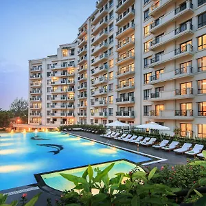 Elegant Westlake 5* Hanoi