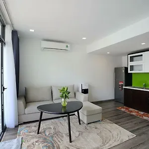 Investland Building Kim Ma * Hanoi