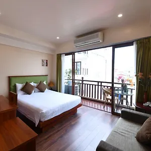 工匠湖景酒店 4* 河内