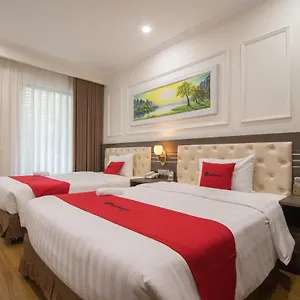 Reddoorz Near Hoang Quoc Viet Street Hotel Hanoi