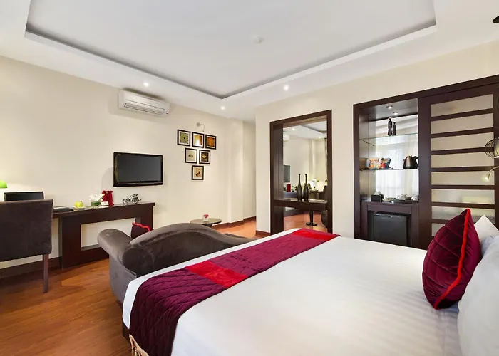 Hanoian Central Hotel & Spa photo