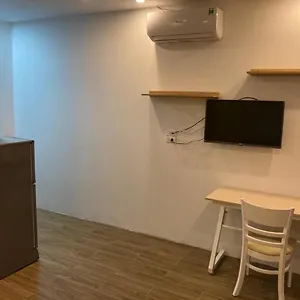 Love hôtel N&d Happy House 2 - Phong Tieu Chuan Khach San, Bep Nau Va Nha Ve Sinh Trong Khuon Vien Hanoï