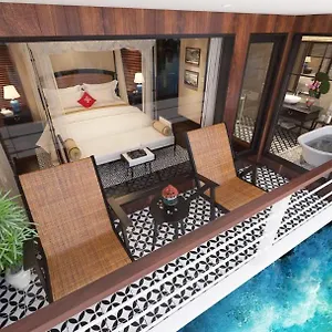 호텔 Heritage Cruises 5*