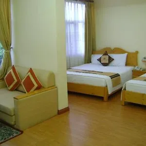 Pacific Hotel 2*