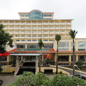 Khach San Cong Doan Quang Ba Hotell 3*