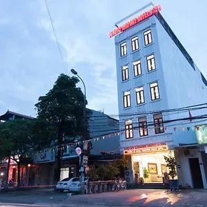 Luxury Airport Hotel 3*