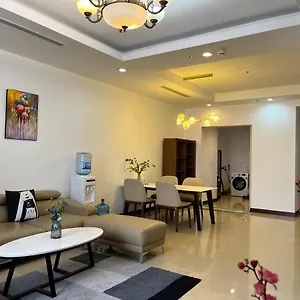 Vinhomes Royal Luxury 2 Br *