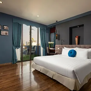 Serene Boutique & Hotel