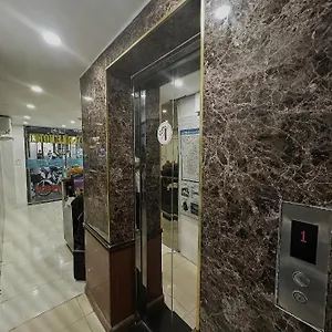 Lucky Smile Hotel
