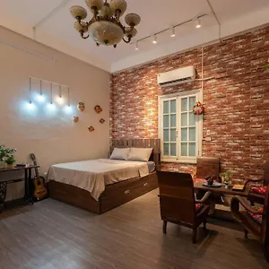 Vintage Homestay-unique Old Quarter-center-street View Apartment Hanoi