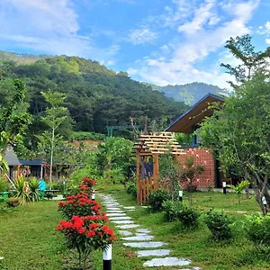 Lodge Anna Little Garden - Soc Son