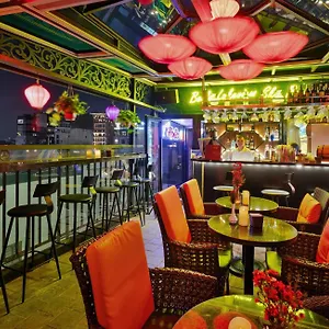 Hotel Bella Premier & Rooftop Skybar Hanoi