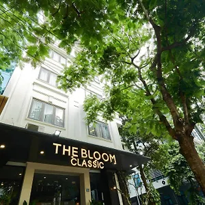 The Bloom Classic - And Bistro Apartment
