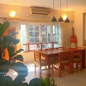 Gu.inn * Hanoi