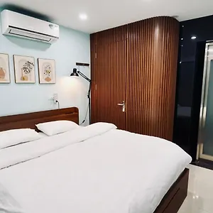 Niah Cozy - Train Street Homestay