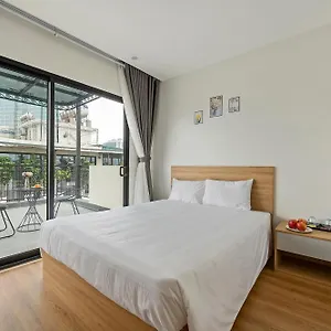 22housing Luxury 81 Linh Lang * Hanoi