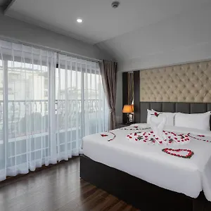 Hotel Avani 4*
