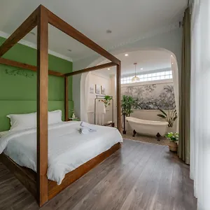 Homestay Valse - Opera