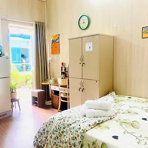 Cozy With Large Bed, Private Bathroom, Large Balcony *