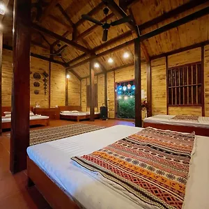 La Vie En Rose Ba Vi Homestay *