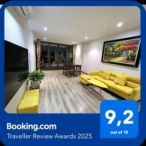 Ho Cao Cap Tang Cao Doi Dien Aeon Mall 2pn/2pt 公寓 河内