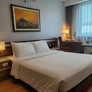 Luxeden Hotel 4*