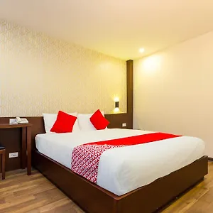 فندق Oyo 930 Thang Long