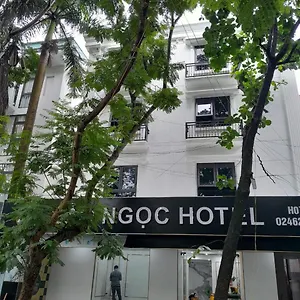 Bao Ngoc Dinh Cong Hotel 4*