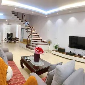 Entire House With 4 Rooms-1km To West Apartment *