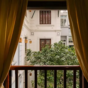 Ann - To Ngoc * Hanoi