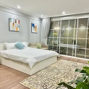 Kem Quiet Balcony West Apartment