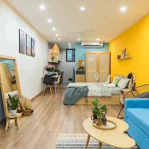 Apartment Deep Home- French Quarter- 1sr Floor- 3 Mins To The