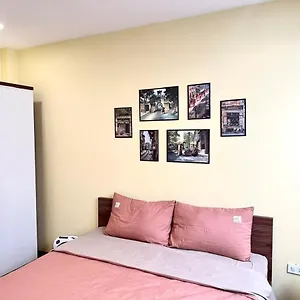 Bhome Hoang Hoa Tham 502 شقة