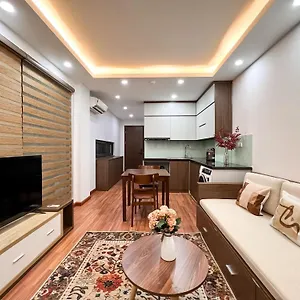 Nine Housing 49 Linh Lang شقة فندقية هانوي