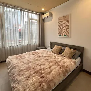 Beu 80th Apartment *