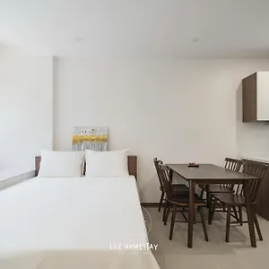 Lux Westlake Hotel 4*