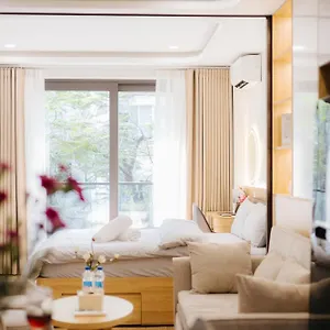 Wisteria Luxury
