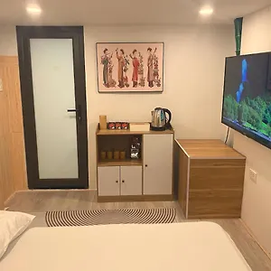 Whitesun Old Quarter, Quiet And Cozy Ground Floor 2br