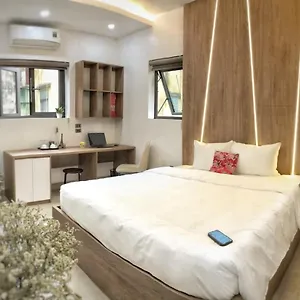 1-bedroom With High-class Amenities In The Center Of Ba Dinh District شقة