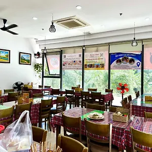 Lux Studio, Center Position, Quick To Airport, Next To Marriott And Nation Convention Centre Apartment