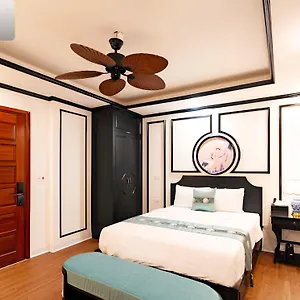Queen Luxury Otel *